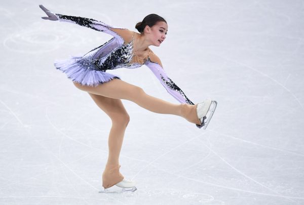 Olympic Athlete from Russia Alina Zagitova performs her short program during the women's figure skating competition at the 2018 Winter Olympics in Pyeongchang - Sputnik International