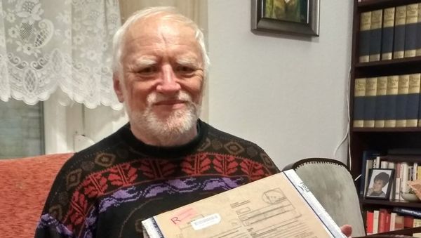 András Arató - Sputnik International