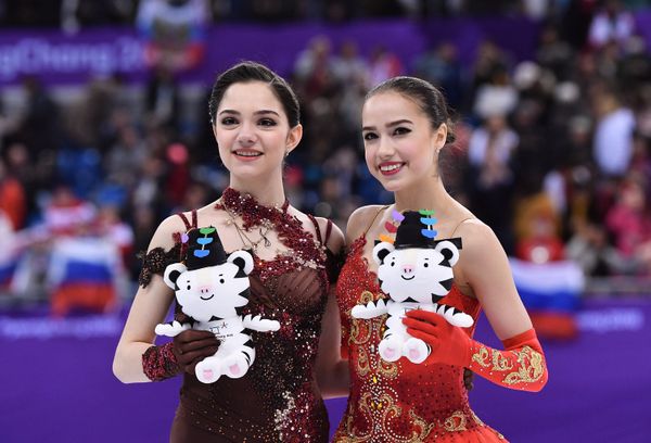 Russian medalists in women's figure skating at the XXIII Winter Olympic Games, from left: silver medalist Evgenia Medvedeva and gold medalist Alina Zagitova Russian medalists in women's figure skating at the XXIII Winter Olympic Games, from left: silver medalist Evgenia Medvedeva and gold medalist Alina Zagitova - Sputnik International