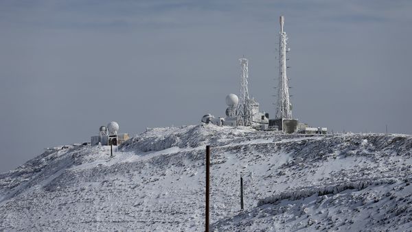 An israeli army base is seen on a summit at the Israeli Mount Hermon ski resort, in the Israeli-occupied Golan Heights, on January 21, 2016 An israeli army base is seen on a summit at the Israeli Mount Hermon ski resort, in the Israeli-occupied Golan Heights, on January 21, 2016 - Sputnik International