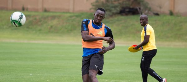 Former Olympic sprinter Usain Bolt attends a practice session with Mamelodi Sundowns soccer team in Johannesburg, South Africa, January 29, 2018 Former Olympic sprinter Usain Bolt attends a practice session with Mamelodi Sundowns soccer team in Johannesburg, South Africa, January 29, 2018 - Sputnik International