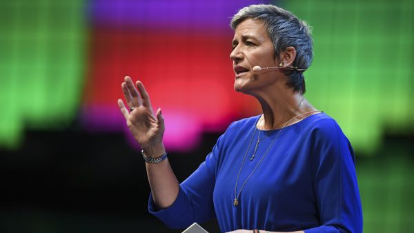 European Commissioner for Competition Margrethe Vestager delivers a speech during the 2017 Web Summit in Lisbon. (File) - Sputnik International