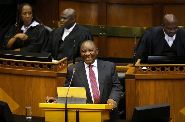 South African President Cyril Ramaphosa speaks in parliament in Cape Town, South Africa February 20, 2018 - Sputnik International