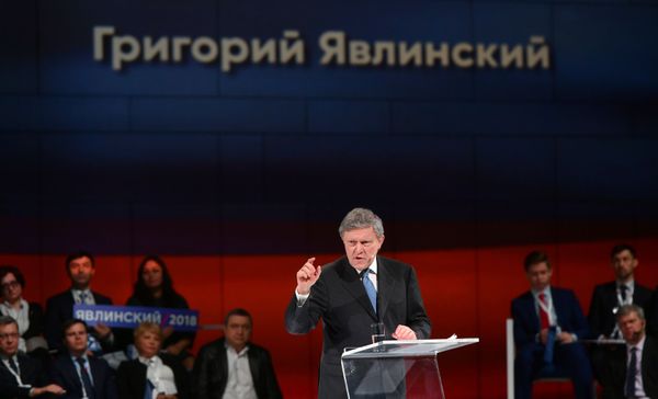 Grigory Yavlinsky: Against Stalinism and the Legacy of the 1990s - Sputnik International