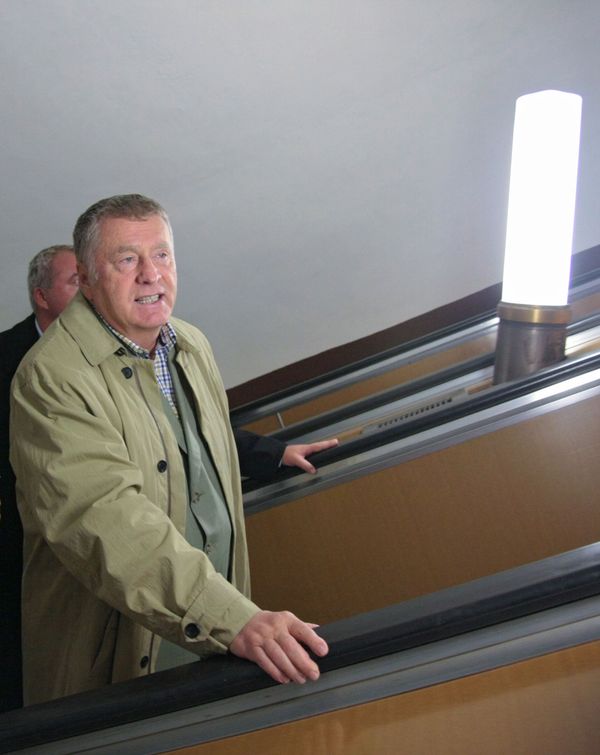 Vladimir Zhirinovsky: Industrialization Without Migrants - Sputnik International