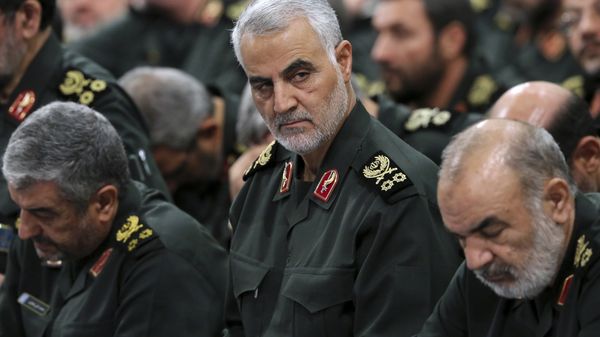 Revolutionary Guard Gen. Qassem Soleimani, center, attends a meeting with Supreme Leader Ayatollah Ali Khamenei and Revolutionary Guard commanders in Tehran, Iran, file photo. Revolutionary Guard Gen. Qassem Soleimani, center, attends a meeting with Supreme Leader Ayatollah Ali Khamenei and Revolutionary Guard commanders in Tehran, Iran, file photo. - Sputnik International