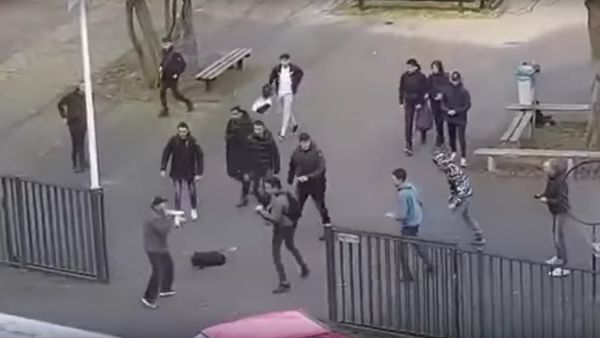 Holland Netherlands: Man Attacks School Kids With A Knife - Sputnik International