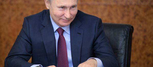 March 7, 2018. President Vladimir Putin at a meeting with female entrepreneurs from Russian regions at the Samara Bread and Confectionary Company ahead of International Women's Day March 7, 2018. President Vladimir Putin at a meeting with female entrepreneurs from Russian regions at the Samara Bread and Confectionary Company ahead of International Women's Day - Sputnik International