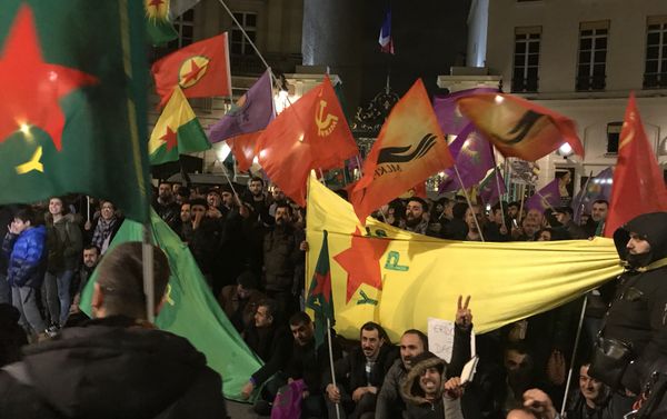 Pro-Kurdish demonstration in Paris Pro-Kurdish demonstration in Paris - Sputnik International