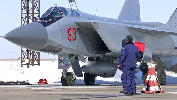 The Russian Aerospace Forces conducts test launch of a Kinzhal hypersonic aviation and missile system - Sputnik International