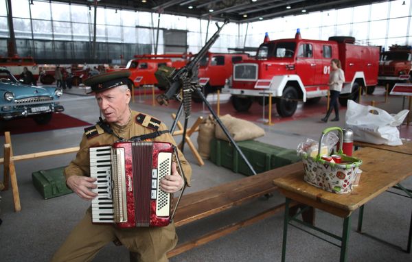 27th Old-timer Gallery Car Show in Pictures - Sputnik International