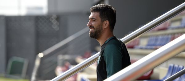 Barcelona's Turkish forward Arda Turan arrives for a training session at the Joan Gamper Sports Center in Sant Joan Despi, near Barcelona, on April 18, 2017 - Sputnik International