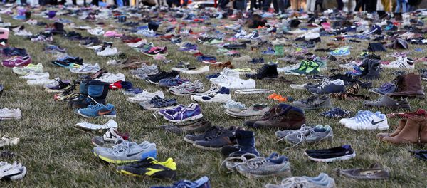 MONUMENT FOR OUR KIDS: VICTIMS OF GUN VIOLENCE MONUMENT FOR OUR KIDS: VICTIMS OF GUN VIOLENCE - Sputnik International