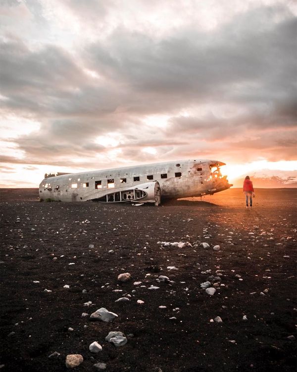 Left in Iceland Left in Iceland - Sputnik International