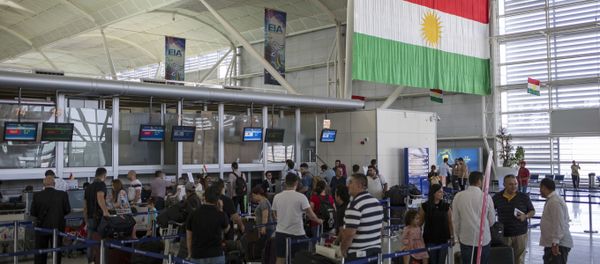Travelers line up to check in at the Irbil International Airport, in Iraq, Wednesday, Sept. 27, 2017 - Sputnik International