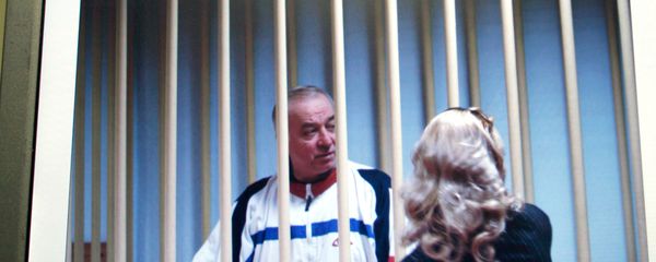 Aug. 9, 2006 file picture Sergei Skripal speaks to his lawyer from behind bars seen on a screen of a monitor outside a courtroom in Moscow Aug. 9, 2006 file picture Sergei Skripal speaks to his lawyer from behind bars seen on a screen of a monitor outside a courtroom in Moscow - Sputnik International
