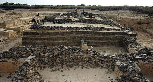 Astonishing discovery. A team of Italian archaeologists excavated the ancient port city of the Axum Kingdom – Adulis, practically in perfect conditions Astonishing discovery. A team of Italian archaeologists excavated the ancient port city of the Axum Kingdom – Adulis, practically in perfect conditions - Sputnik International