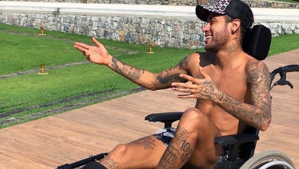 Neymar tribute to Stephen Hawking - Sputnik International