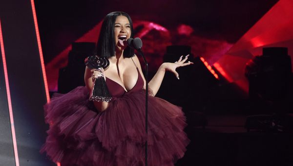 Певица Cardi во время церемонии вручения наград iHeartRadio Music Awards - Sputnik International