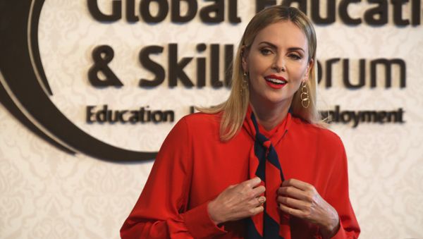 Actress Charlize Theron speaks at an event at the Global Education and Skills Forum in Dubai, United Arab Emirates, Saturday, March 17, 2018 - Sputnik International