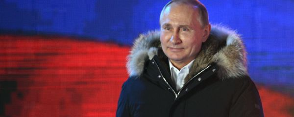 Russian President Vladimir Putin attends the concert and meeting celebrating the first anniversary of Crimea’s reunification with Russia, at Manezhnaya Square in Moscow Russian President Vladimir Putin attends the concert and meeting celebrating the first anniversary of Crimea’s reunification with Russia, at Manezhnaya Square in Moscow - Sputnik International