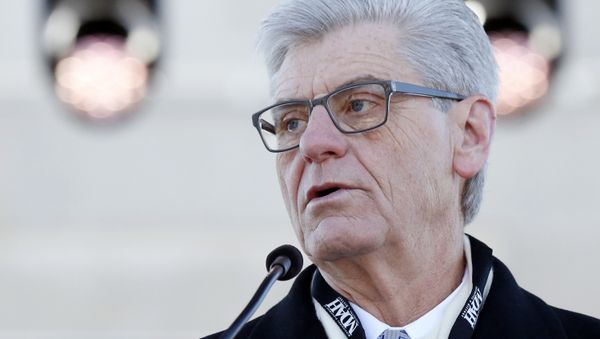 Mississippi Governor Phil Bryant - Sputnik International