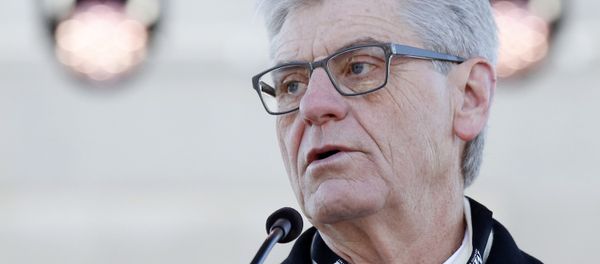 Mississippi Governor Phil Bryant - Sputnik International