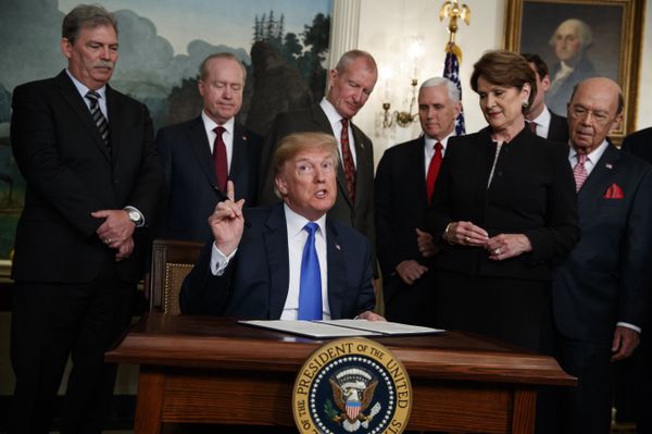 Trump Base Ready to Risk Recession for US to Win Global Leverage – Trade Lawyer - Sputnik International