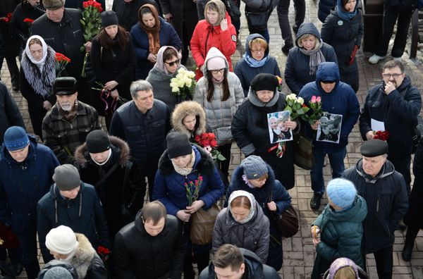 Russia Mourns Kemerovo Mall Fire Victims Russia Mourns Kemerovo Mall Fire Victims - Sputnik International