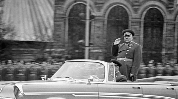 Soviet Defence Minister, Marshal Rodion Yakovlevich Malinovsky taking the salute. (File) Soviet Defence Minister, Marshal Rodion Yakovlevich Malinovsky taking the salute. (File) - Sputnik International