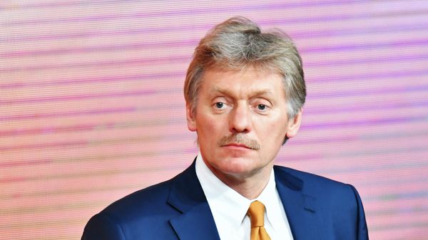 Deputy Chief of Presidential Staff - Presidential Press Secretary Dmitry Peskov during Russian President Vladimir Putin's annual question and answer session at the World Trade Center on Krasnaya Presnya Street, Moscow - Sputnik International