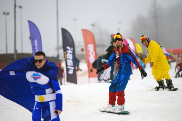 BoogelWoogel-2018 Summerish Alpine Carnival - Sputnik International