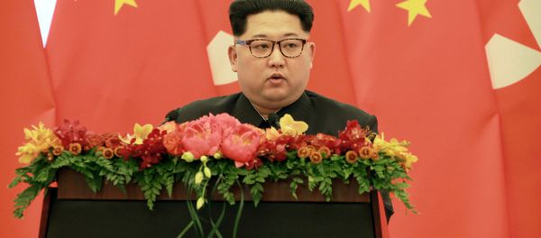 North Korean leader Kim Jong Un speaks as he paid an unofficial visit to Beijing, China in Pyongyang - Sputnik International