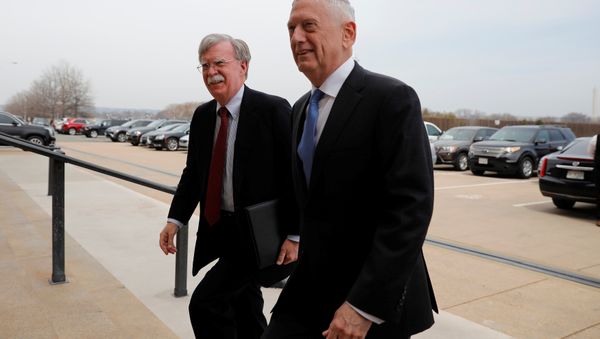 Secretary of Defense James Mattis greets Ambassador John Bolton, President Donald Trump's nominee to be National Security Advisor, as he arrives at the Pentagon in Washington, U.S., March 29, 2018. - Sputnik International