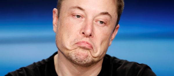 SpaceX founder Elon Musk pauses at a press conference following the first launch of a SpaceX Falcon Heavy rocket at the Kennedy Space Center in Cape Canaveral, Florida, U.S., February 6, 2018 - Sputnik International