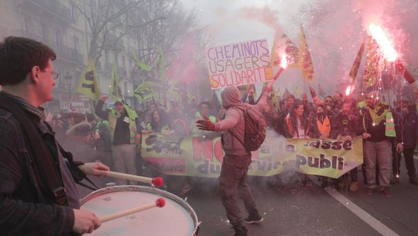 Railway workers go on strike in France - Sputnik International