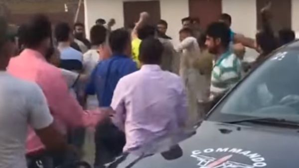 Chinese engineers fight with locals in Khanewal - Sputnik International