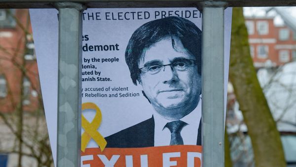 Portrait of former Catalan leader Carles Puigdemont attached to the fence of the prison (Justizvollzugsanstalt, JVA) of Neumuenster, northern Germany, where Puigdemont ,former Catalan regional president, is detained Portrait of former Catalan leader Carles Puigdemont attached to the fence of the prison (Justizvollzugsanstalt, JVA) of Neumuenster, northern Germany, where Puigdemont ,former Catalan regional president, is detained - Sputnik International