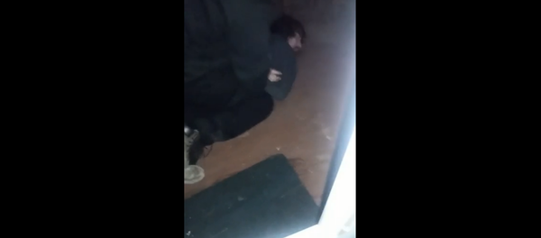 Michigan boxer streams home intruder's beat-down on Facebook Michigan boxer streams home intruder's beat-down on Facebook - Sputnik International