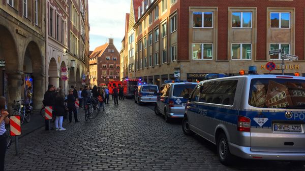 First responders work at the scene when several people were killed and injured when a car ploughed into pedestrians in Muenster, western Germany on April 7, 2018 First responders work at the scene when several people were killed and injured when a car ploughed into pedestrians in Muenster, western Germany on April 7, 2018 - Sputnik International