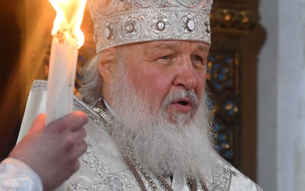 Head of the Russian Orthodox Church, Patriarch Kirill of Moscow and All Russia, leads the festive Easter service. - Sputnik International