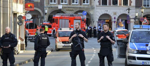 Police officers secure the crime scene after a car crashed into a group of people leaving several dead in Muenster, Germany, Saturday, April 7, 2018. Police officers secure the crime scene after a car crashed into a group of people leaving several dead in Muenster, Germany, Saturday, April 7, 2018. - Sputnik International