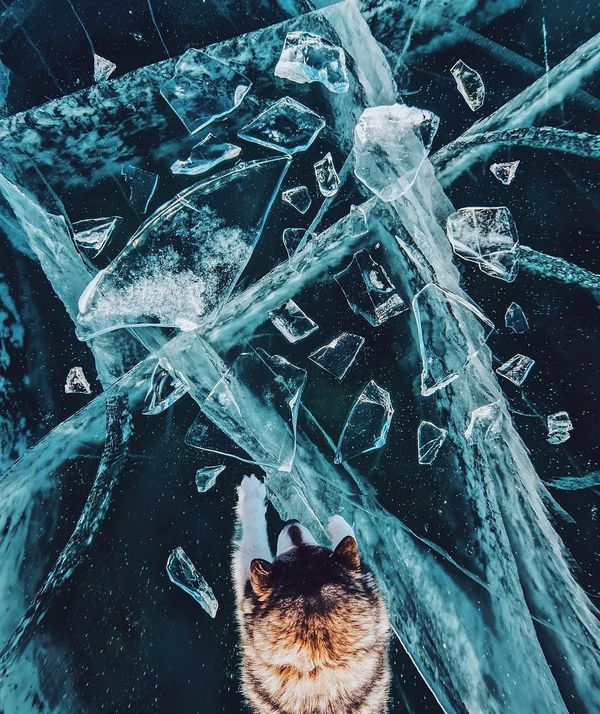 Stunning Views of Frozen Lake Baikal - Sputnik International