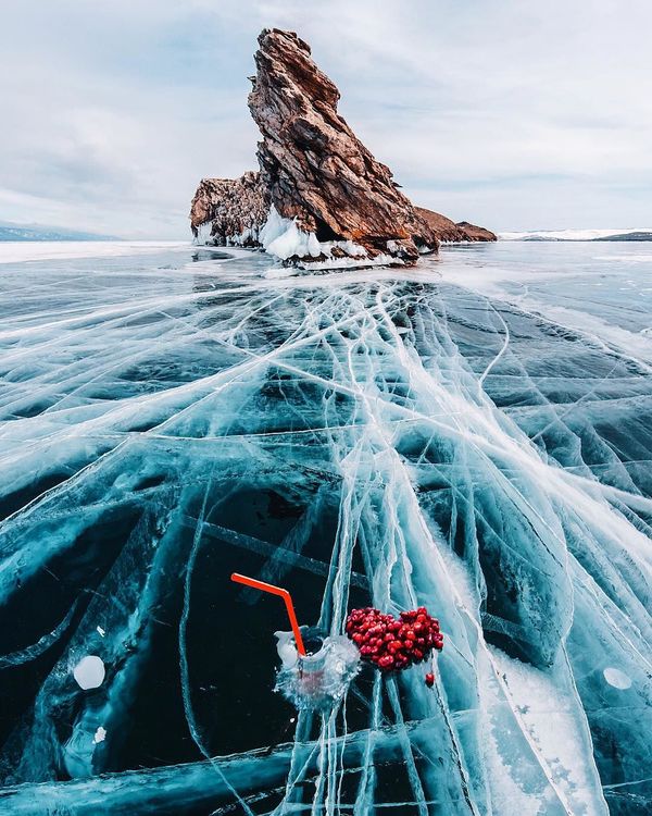Stunning Views of Frozen Lake Baikal - Sputnik International