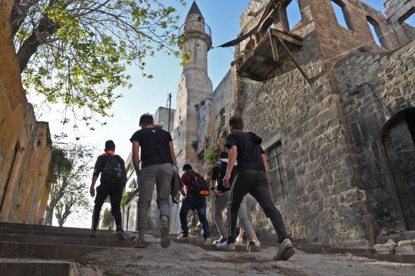 Syrian Teenagers Practice Parkour in Aleppo - Sputnik International