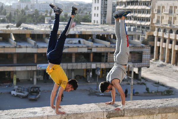 Syrian Teenagers Practice Parkour in Aleppo - Sputnik International