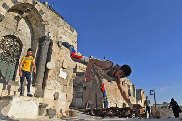 Syrian Teenagers Practice Parkour in Aleppo - Sputnik International