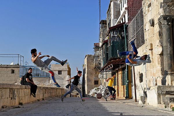 Syrian Teenagers Practice Parkour in Aleppo - Sputnik International