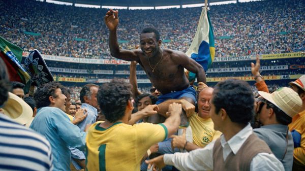 Pele celebrates after Brazil win their third World Cup in Mexico in 1970 Pele celebrates after Brazil win their third World Cup in Mexico in 1970 - Sputnik International