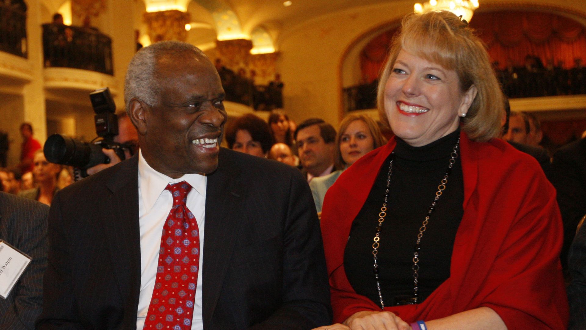 FILE - In this Nov. 15, 2007, photo, Supreme Court Justice Clarence Thomas, left, sits with his wife Virginia Thomas, as he is introduced at the Federalist Society in Washington, where he spoke about his new book and took questions from the audience. FILE - In this Nov. 15, 2007, photo, Supreme Court Justice Clarence Thomas, left, sits with his wife Virginia Thomas, as he is introduced at the Federalist Society in Washington, where he spoke about his new book and took questions from the audience. - Sputnik International, 1920, 01.09.2022